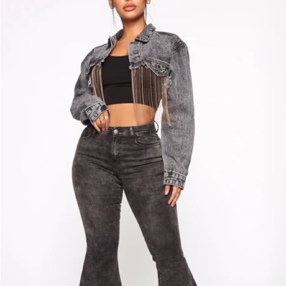 SHORT AND SWEET DENIM JACKET - BLACK - Picture 3 of 3